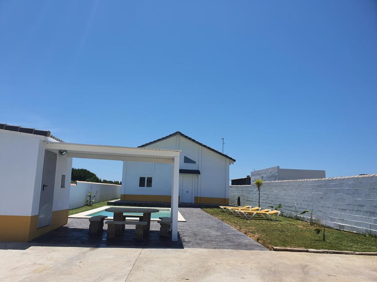 Villa Madera La Barrosa Chiclana de la Frontera Exterior photo